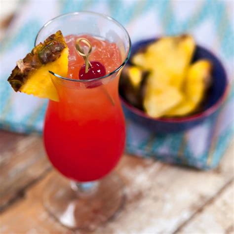 Taste the Caribbean: The Ultimate Bahama Mama Recipe!