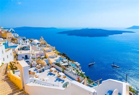 14 Top-Rated Attractions & Places to Visit on Santorini | PlanetWare