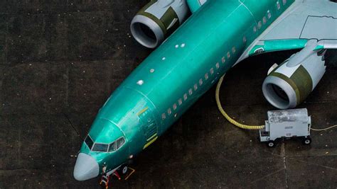 Boeing under investigation for allegedly pressuring employees to ...