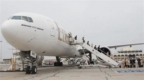 Emirates launches daily flights