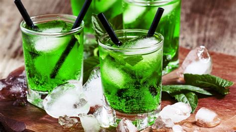 20 Best Green Cocktails to Drink - MyBartender