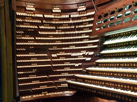 The World’s Largest Pipe Organ at Boardwalk Hall | Amusing Planet