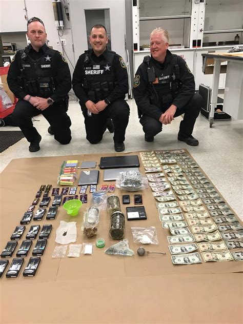 Brave Cops Pose With Drugs, 'Paraphernalia,' and a Single Confiscated ...