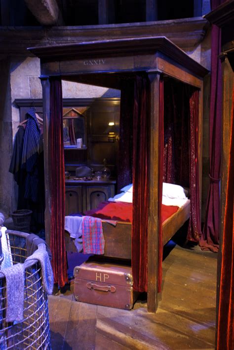 Harry Potter Bed, Bunks, Bunk Beds, Gryffindor, Hogwarts, Dormitory, Room, Furniture, Home Decor