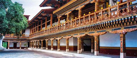 What Is The Traditional Architecture of Bhutan Palace? - Norbu Bhutan