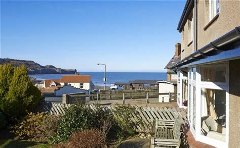 Seacliff Cottage from Sykes Holiday Cottages. Seacliff Cottage is in Sandsend - Pet Friendly ...