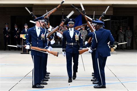 USAF Honor Guard Drill Team builds new routine, bonds > Air Force > Display