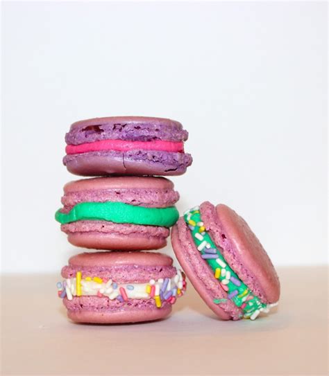 Free Images : macarons, dessert, french cuisine, sweets, gourmet, pink, white, plated, glazed ...