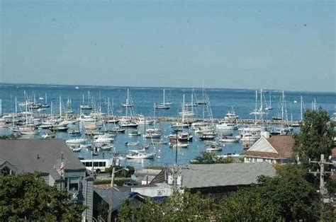 Mansion House (Vineyard Haven, MA): What to Know BEFORE You Bring Your ...