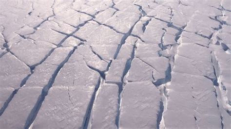 Doomsday Glacier: Staircaselike ice and deep cracks under Thwaites could set the stage for ...