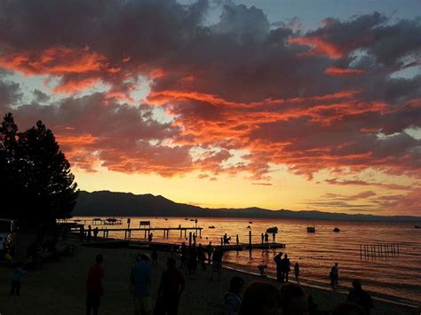 Lake Tahoe Sunset | South lake tahoe, Lake tahoe, Sunset