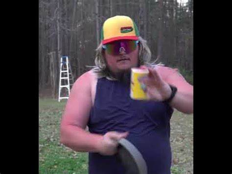 Stale Kracker plays disc golf #discgolf #funny #shorts - YouTube