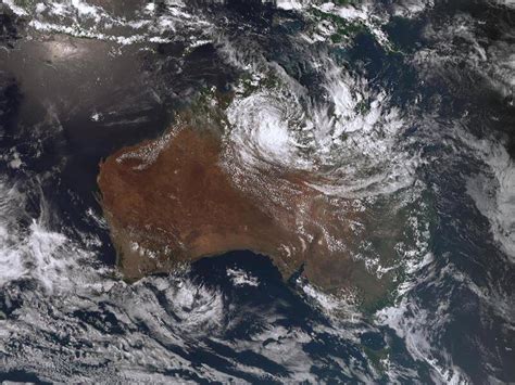 Flood warning for desert as Lincoln could redevelop into cyclone | Katherine Times | Katherine, NT