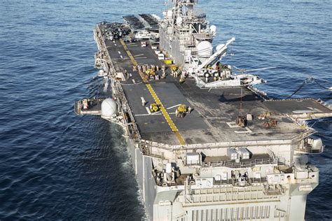 USS Bataan Enters Persian Gulf; Carrier Truman Now in the Mediterranean - USNI News