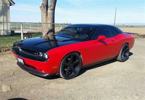 Dodge Challenger R/T 2014 custom paint and wheels... my baby | Dodge challenger, Custom paint ...