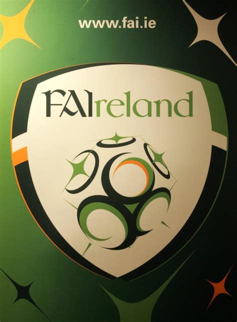 POLL: Which Ireland crest do you prefer? | Newstalk