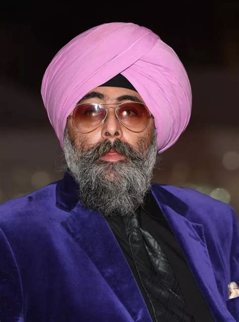 Hardeep Singh Kohli accused of backing out of charity deal to cook dinner for 10 - Daily Record