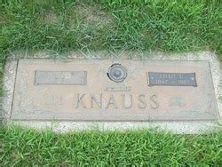 Miles Knauss (1895-1974): homenaje de Find a Grave