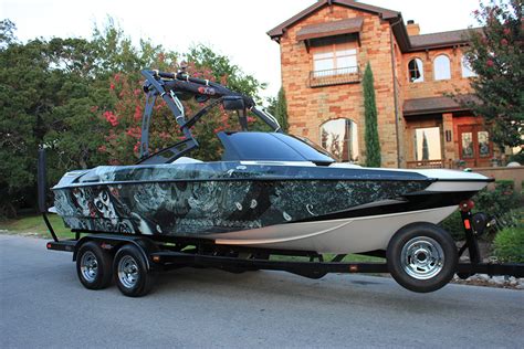 Boat Wraps | Vinyl Boat Wraps | Wake Graphics