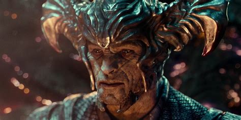 How Zack Snyder's Steppenwolf Is Different From The Original Movie Villain