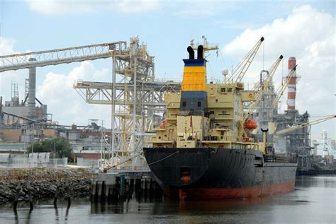 Free Images : sea, dock, boat, ship, vehicle, equipment, industrial, industry, port, waterway ...