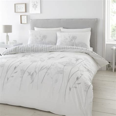 Catherine Lansfield Meadowsweet Floral White Reversible Duvet Cover and Pillowcase Set | Dunelm