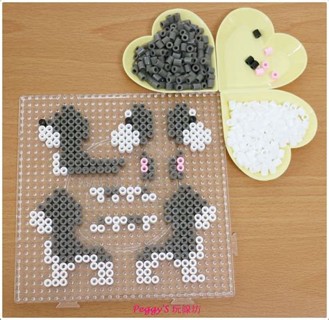 3D Dog perler beads by Peggy Wu - https://de.pinterest.com/pin/374291419012651591/ | 3d perler ...