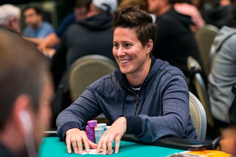 Famous Female Poker Players: Women Who Dominate the Poker Scene ...