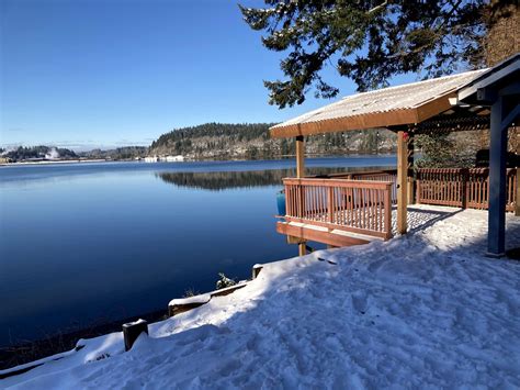 Waterfront Cabin Getaway in Shelton, Washington