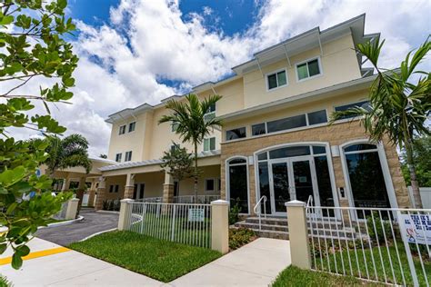 THE BEST 15 Assisted Living Facilities in Florida | Seniorly