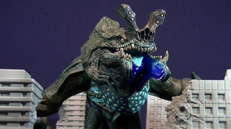 NECA Pacific Rim Deluxe Kaiju FLYING VERSION - www.lagoagrio.gob.ec