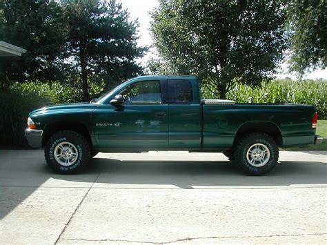 Lifted Dodge Dakota SLT Lifted Dodge, Dodge Trucks, Pickup Trucks, Dodge Dakota, Truck Yeah ...