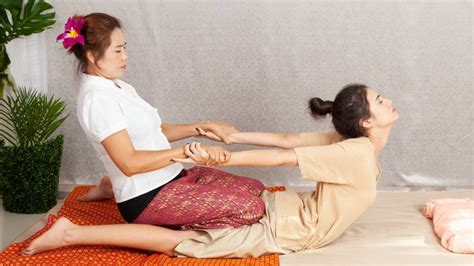 Experience The Benefits of Thai Massage Therapy