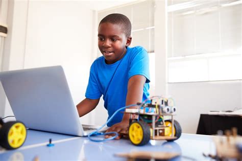 Coding and robotics for primary school pupils