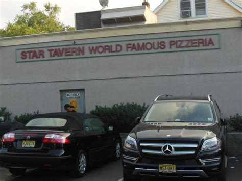 Orange NJ’s Star Tavern—Highly-Rated Pizza Fails to Win Over the Snob | The Pizza Snob