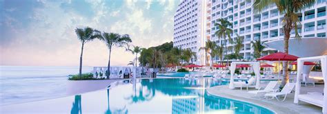 Hilton Vallarta Riviera Resort Opens in Mexico