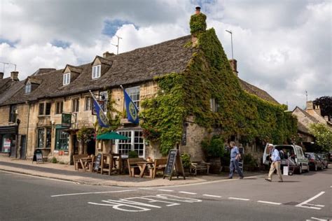 15 Best Places to Visit in Oxfordshire (England) - The Crazy Tourist