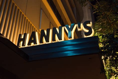 Welcome to Hanny's | Downtown Phoenix Bar and Restaurant