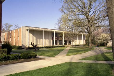 Everett Library Facade Transformation | Jenkins Peer Architects ...