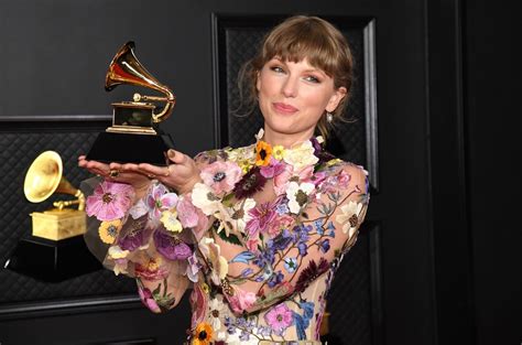 How Taylor Swift & Lil Nas X Landed Big Grammy Nominations Without Nods in the Pop Field - E ...
