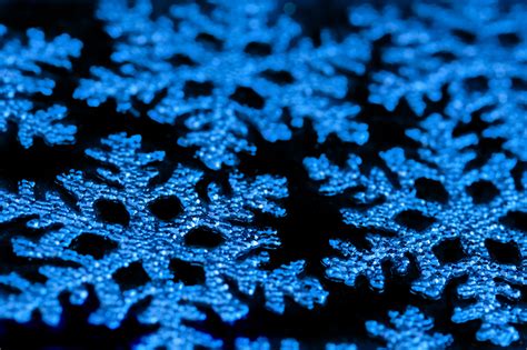 Photo of blue snowflake decorations | Free christmas images