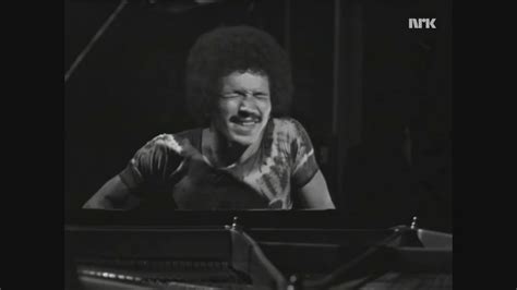 Keith Jarrett | Solo Piano Concert in 1972 - YouTube