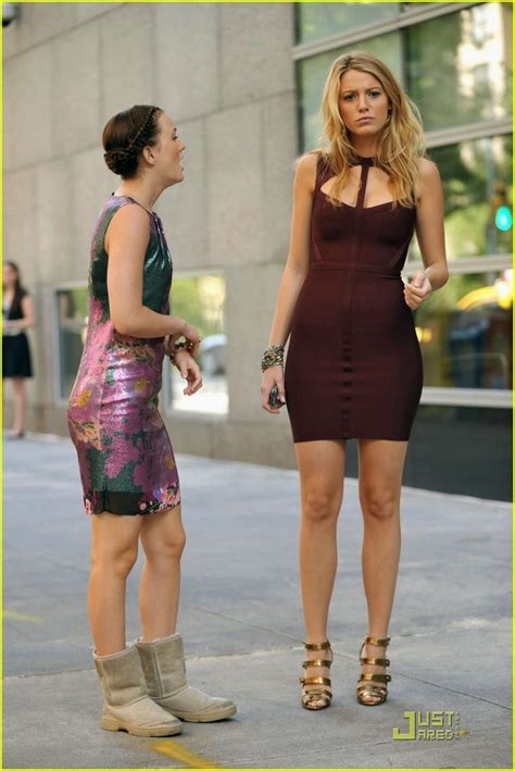 on the set of Gossip Girl - Blake Lively and Leighton Meester Photo ...