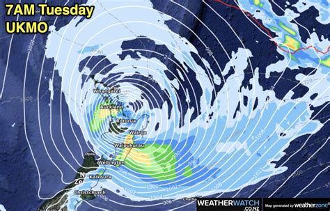 Is it possible the worst of the cyclone could ever miss NZ? Here’s what forecasters look for (+3 ...