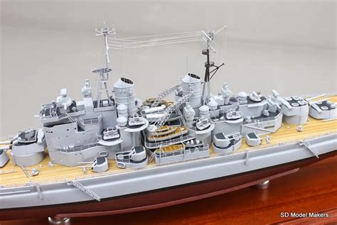 SD Model Makers: The world’s last battleship - HMS Vanguard model