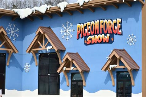 4 Reasons Your Family Will Love Pigeon Forge Snow