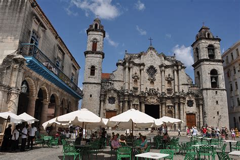 Plaza de la Catedral - Havana Insider