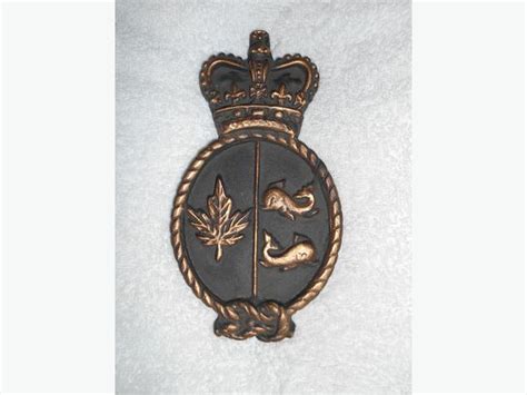 CANADIAN COAST GUARD, BRASS EMBLEM, MILITARY, NAVY Outside Nanaimo, Nanaimo