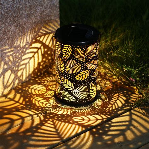 Solar Lantern Outdoor Hanging, Waterproof LED Solar Lights Retro Leaf ...