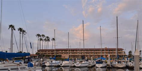 Holiday Inn Express & Suites Ventura Harbor - Ventura,